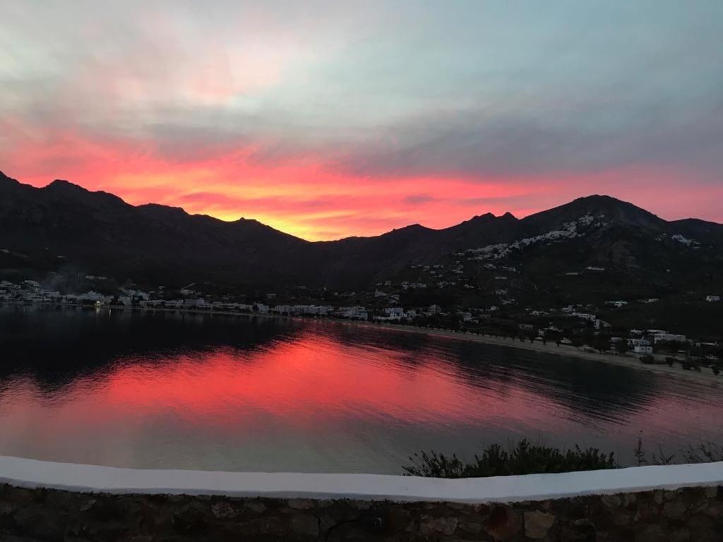 Amfitriti Serifos Λιβάδι Εξωτερικό φωτογραφία