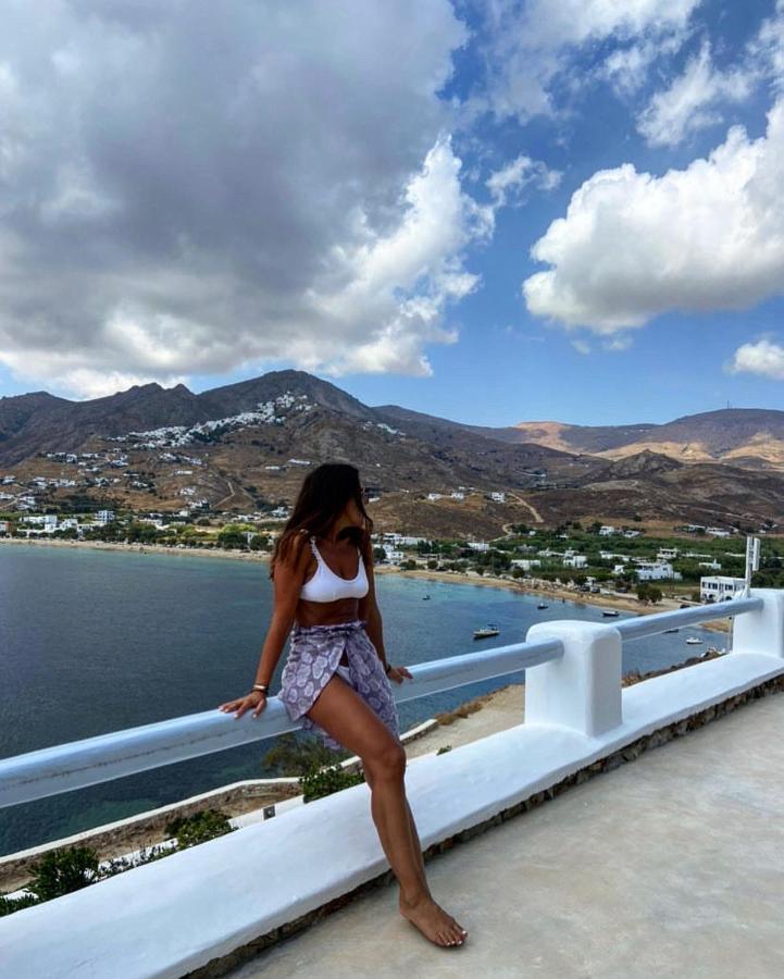Amfitriti Serifos Λιβάδι Εξωτερικό φωτογραφία