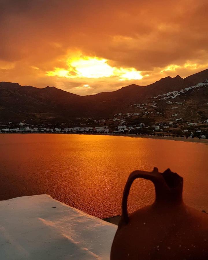 Amfitriti Serifos Λιβάδι Εξωτερικό φωτογραφία