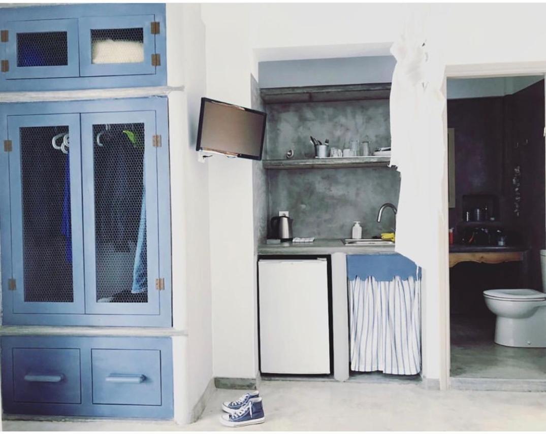 Amfitriti Serifos Λιβάδι Εξωτερικό φωτογραφία